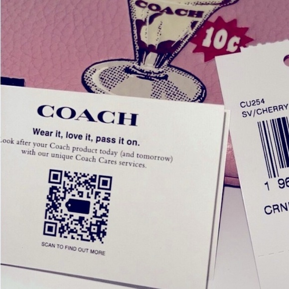 Coach Pink Ice Cream Wristlet NWT - Picture 2 of 2